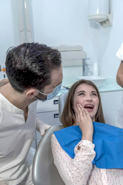 Best Broken or Chipped Tooth Repair in Northfield, IL